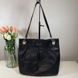 Coach Ashley Black Leather Shoulder Bag Hobo Purse Silver Hardware H1182-F17605